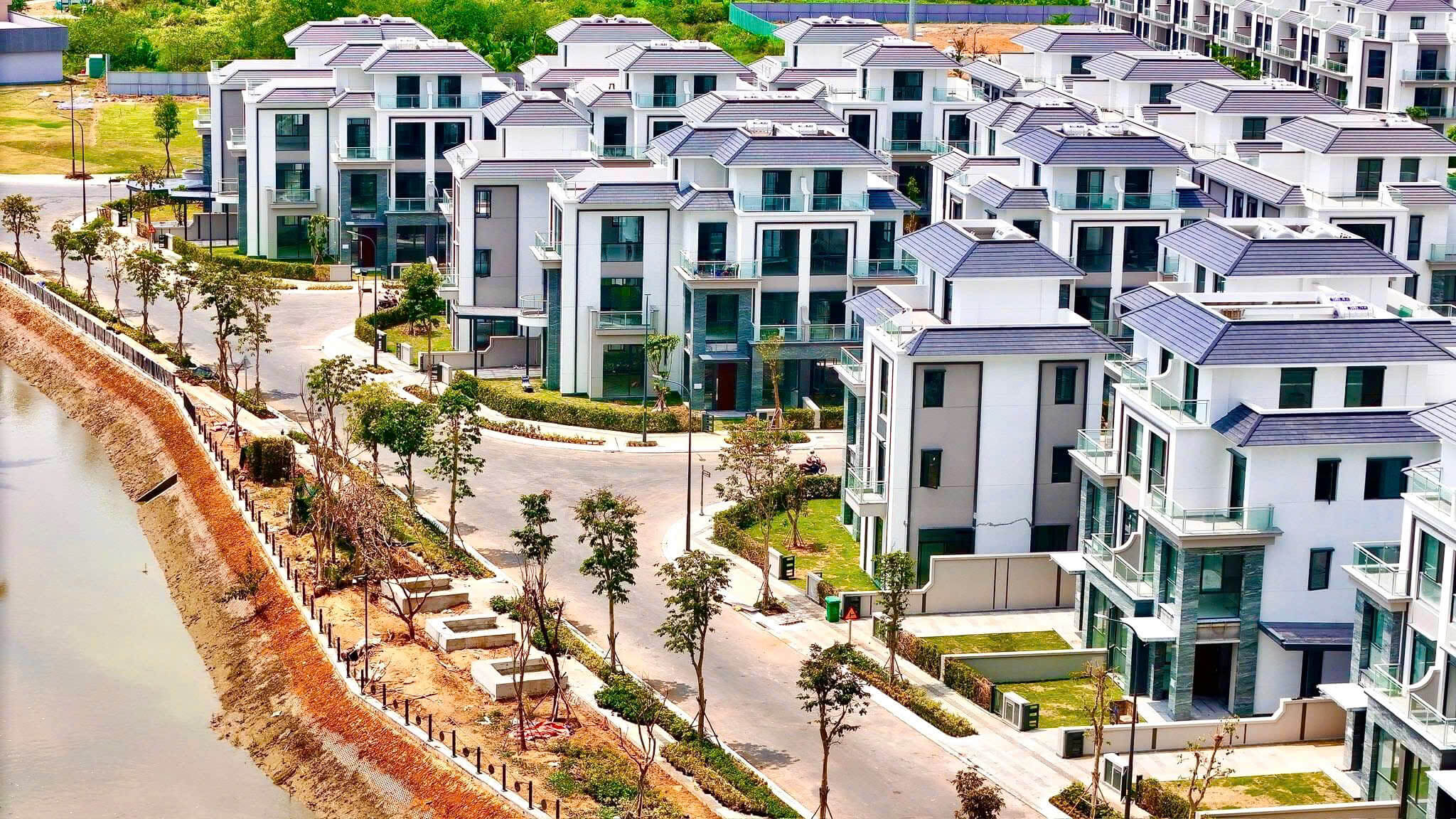 TIẾN ĐỘ XÂY DỰNG GLADIA Khang điền